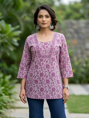 Women Lavender Printed Straight Tunic
