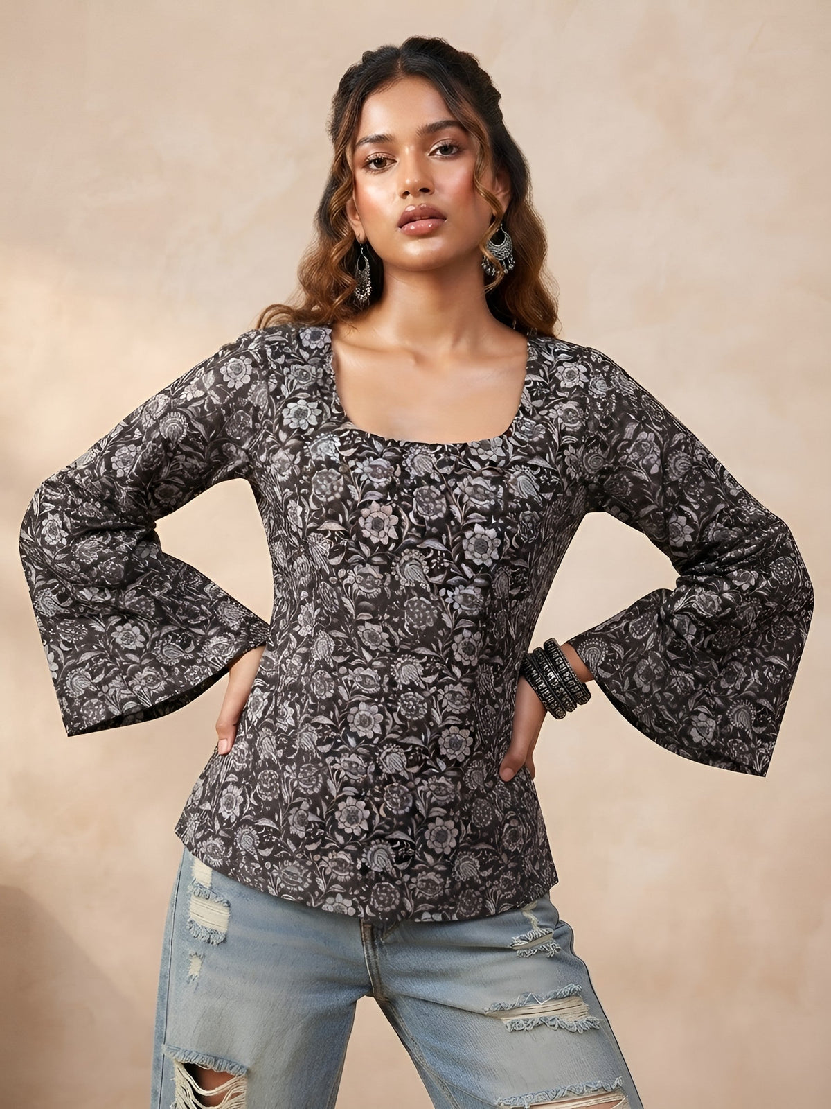Women Black Printed Short  Kurti