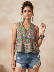 Women Green Printed Stylish Crop Top