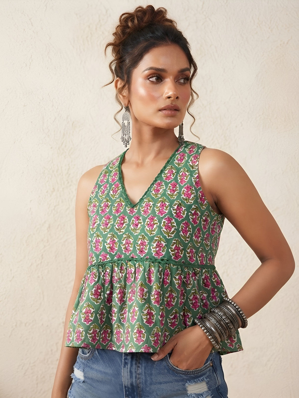 Women Green Printed Stylish Crop Top