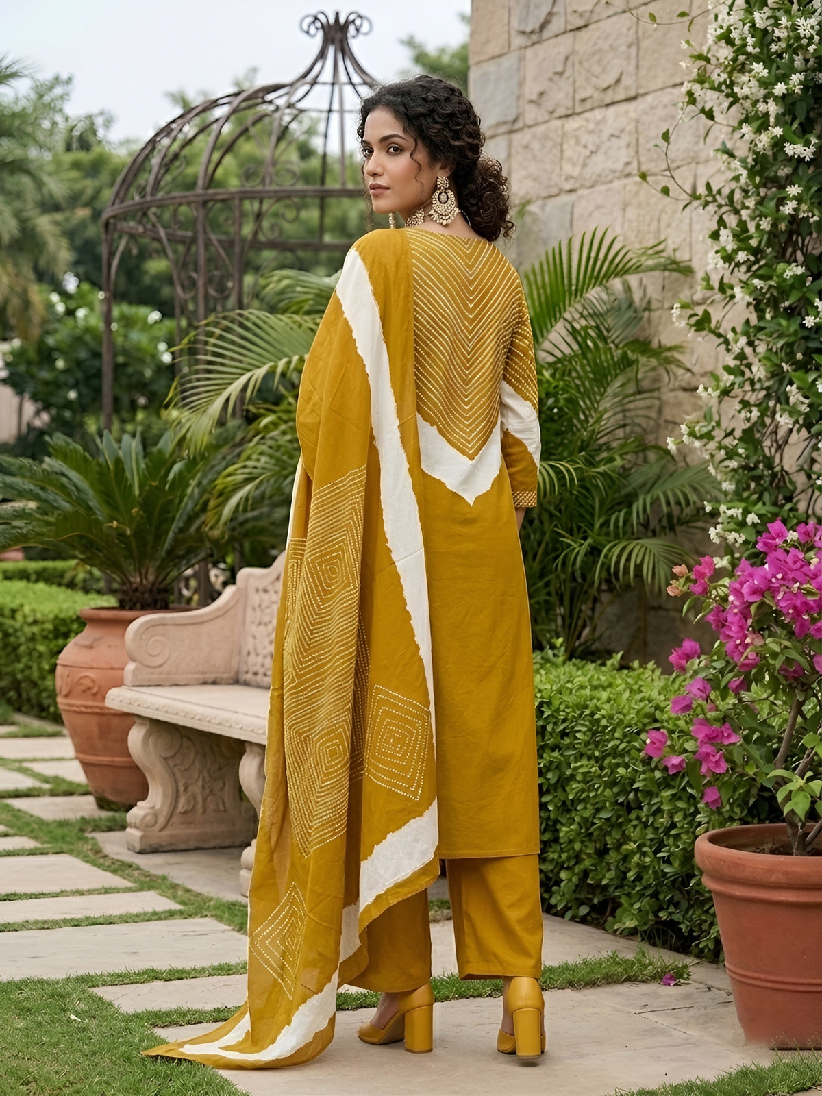 Kaya Yellow Straight Kurta With Dupatta set for Women