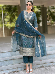Noor Embroidered Kurta Set