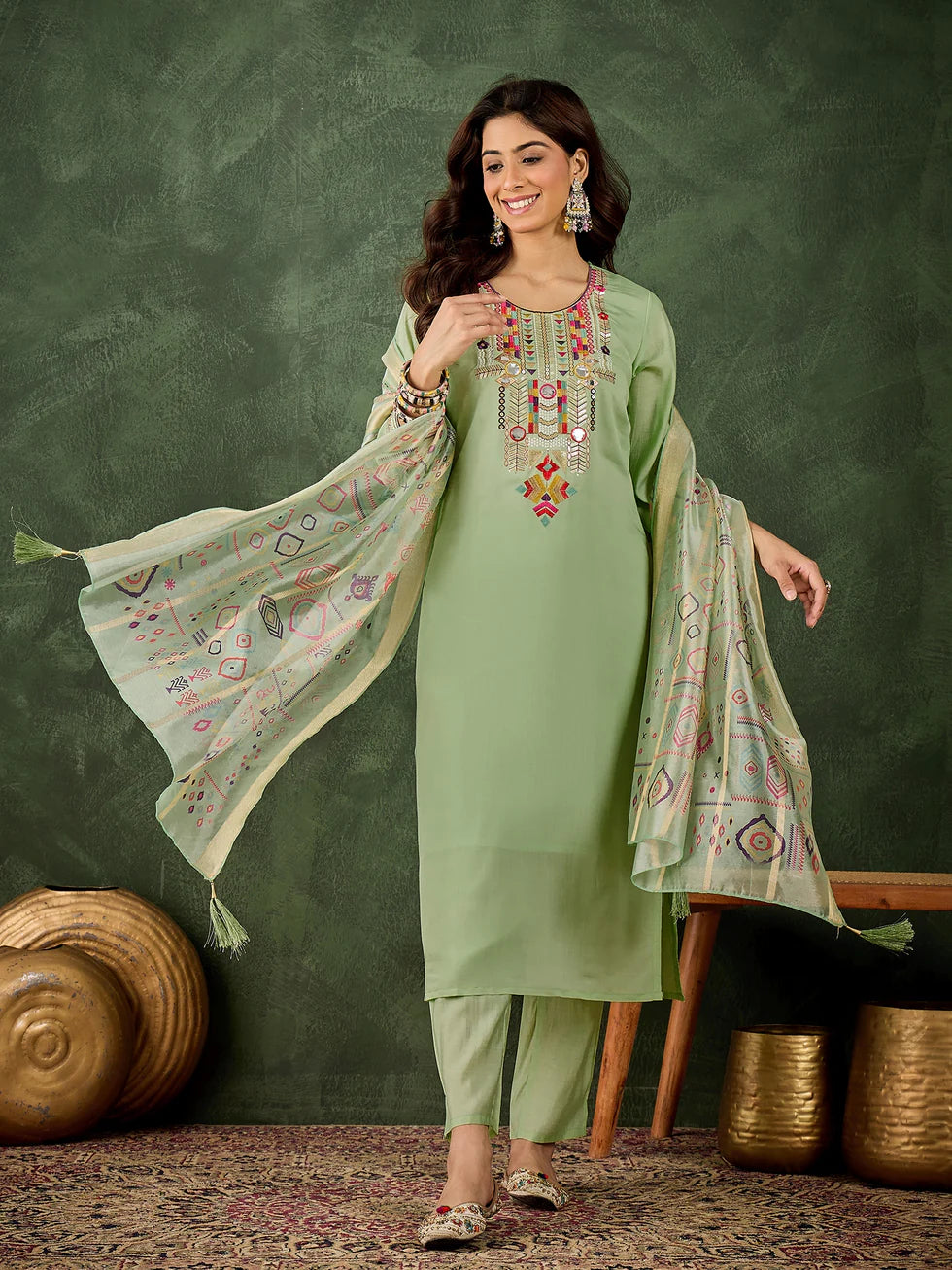 Floral Embroidered Kurta Set