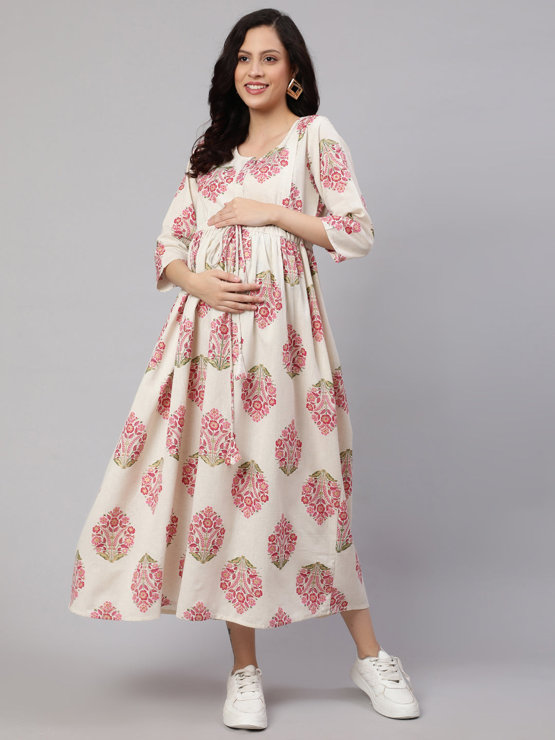 Women Off White & Blue Floral Printed Maternity Dress With Three Quarter Sleeves