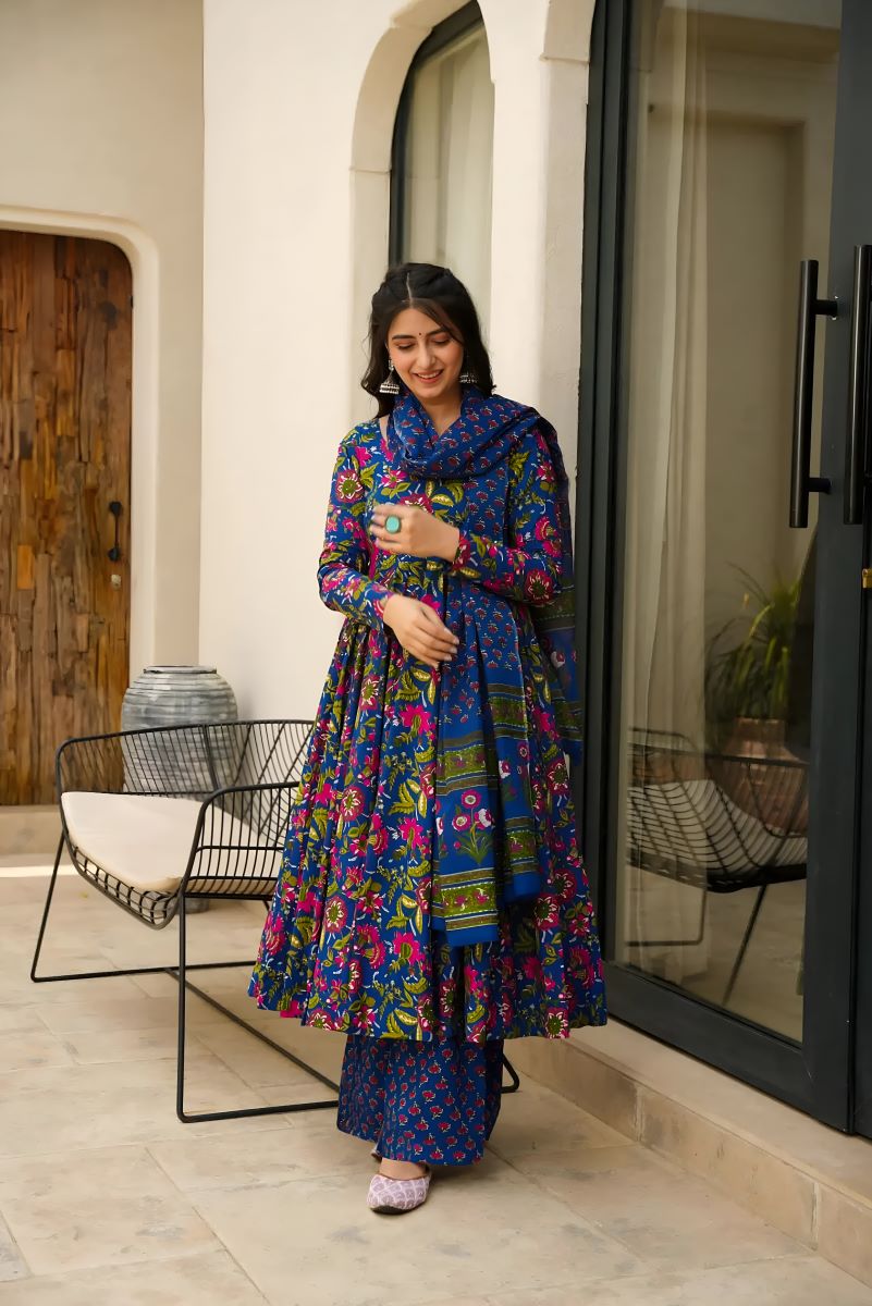Noor Heavy Digital Printed Muslin Anarkali Set
