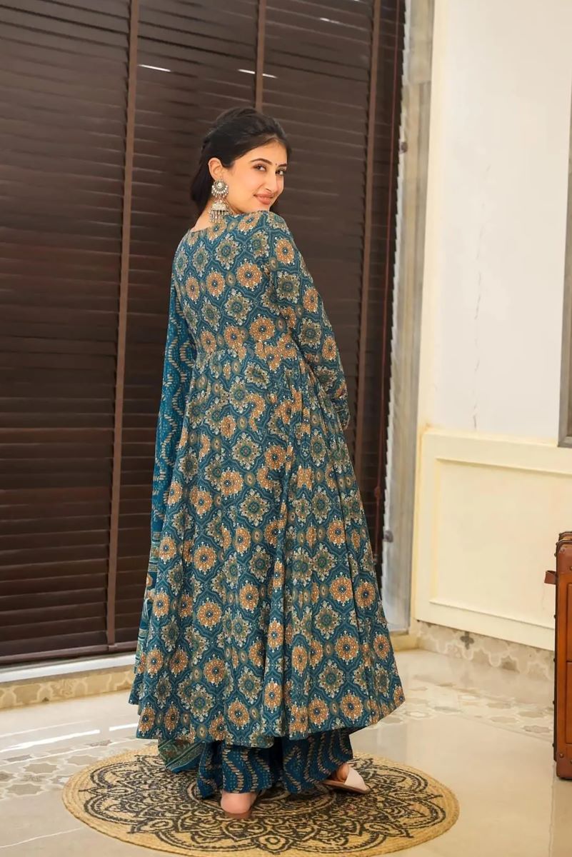 Gulnaar Heavy Digital Printed Muslin Anarkali Set