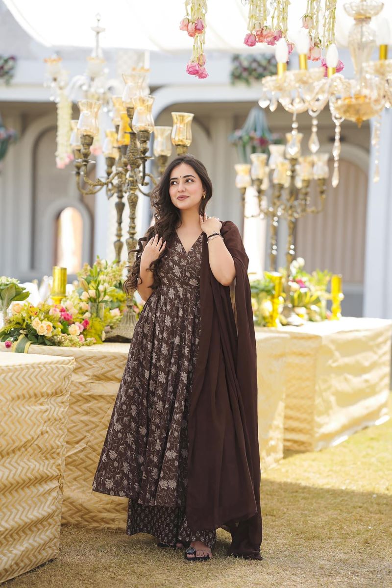 Zariah Brown Sleeveless Muslin Anarkali Set