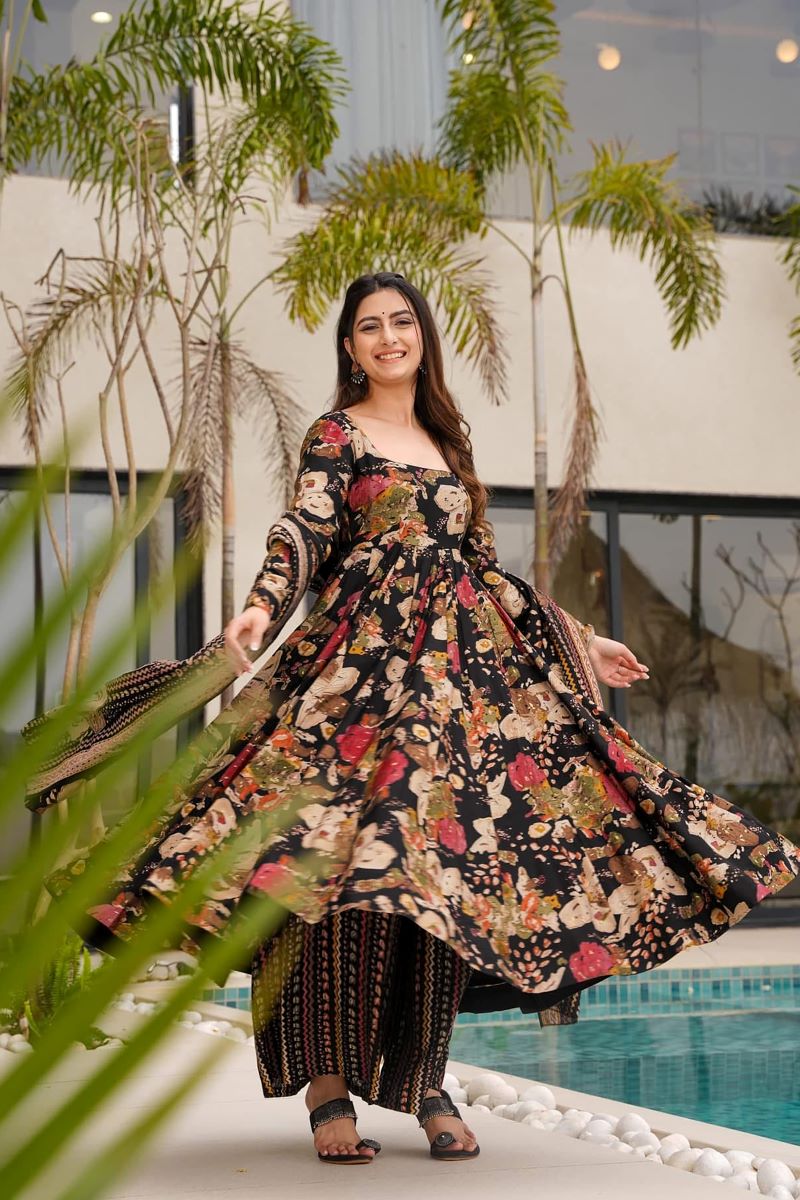 Zehra Black Floral Heavy Mal Cotton Anarkali Set