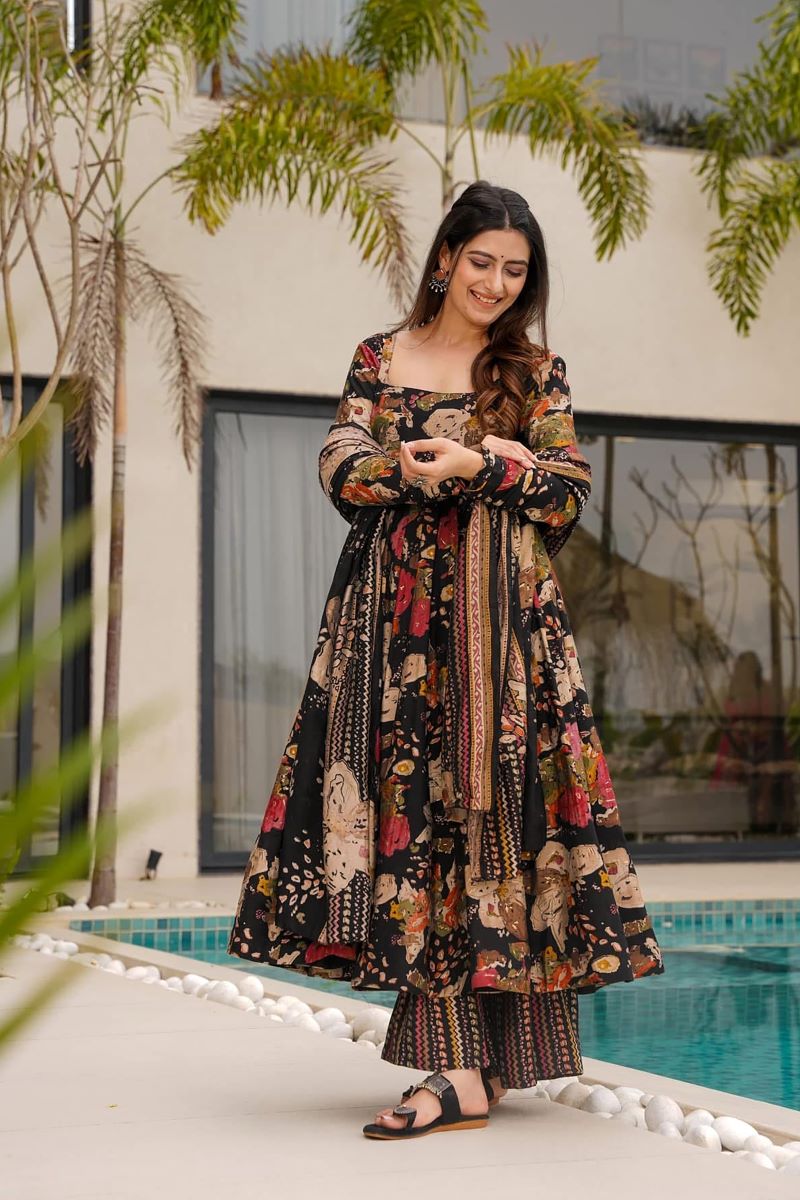 Zehra Black Floral Heavy Mal Cotton Anarkali Set