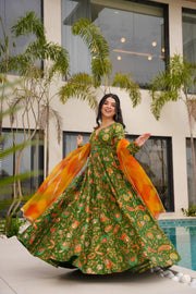 Arana Silk Anarkali Set