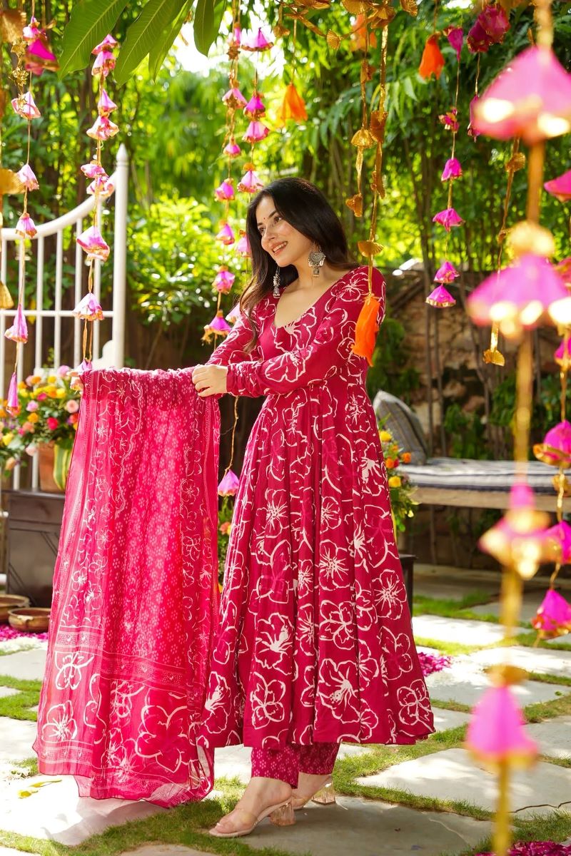 Nayra Rani Pink Muslin Anarkali Set