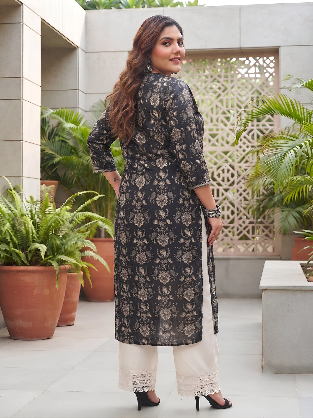Plus Size Black Printed Straight kurta For Women
