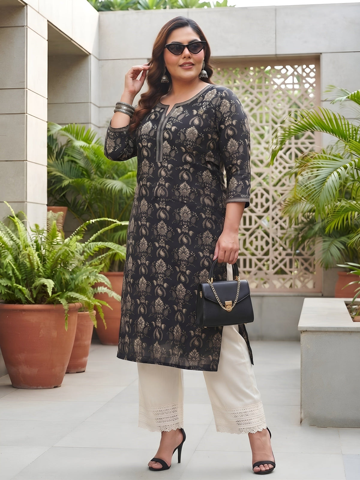 Plus Size Black Printed Straight kurta For Women
