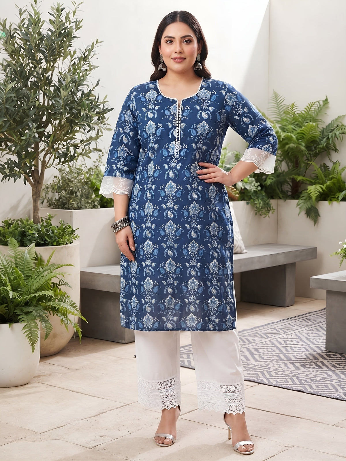 Plus Size Blue Printed Straight kurta For Women