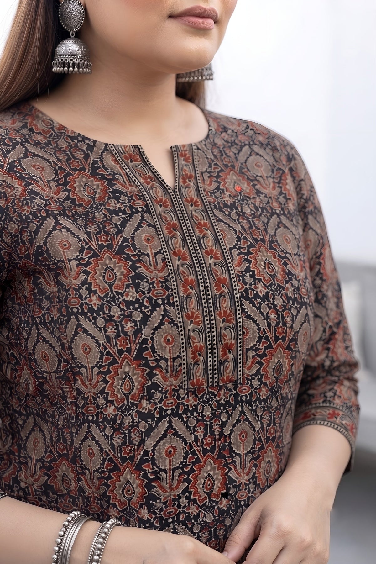 Plus Size Black Printed Straight kurta For Women