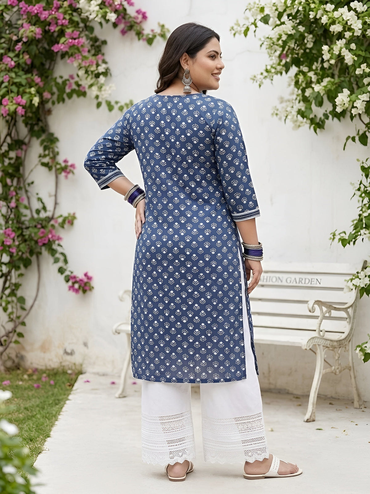 Plus Size Blue Printed Straight kurta For Women