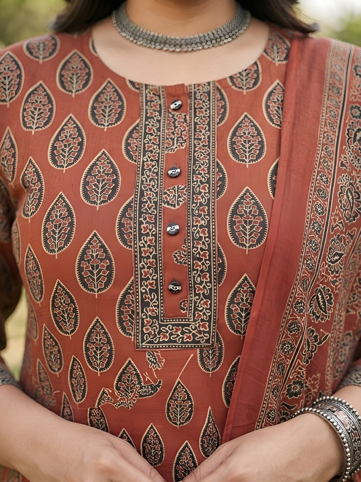 Kriti Plus Size Women Maroon Printed Straight Kurta With Palazo & Dupatta