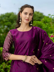Zaria Printed Kurta Set