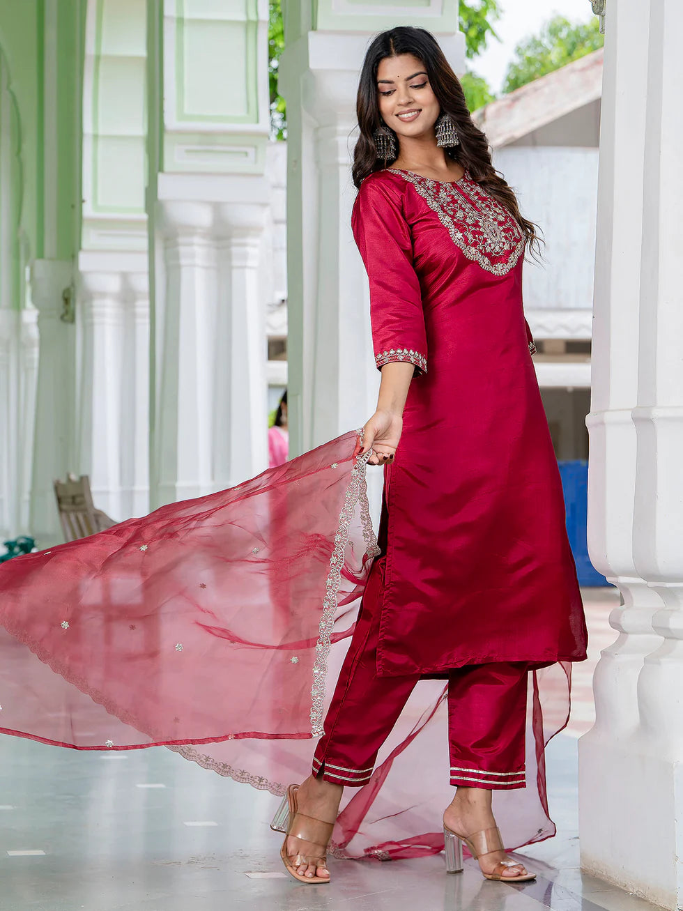Aarohi Cherry Red Embroidered Kurta Set with Organza Dupatta