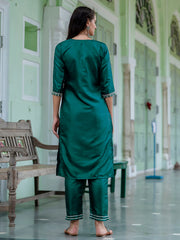 Aarohi Cherry Red Embroidered Kurta Set with Organza Dupatta