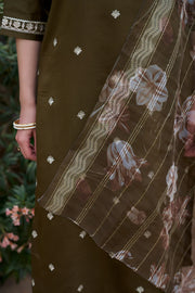 Meher Embroidered Kurta Set
