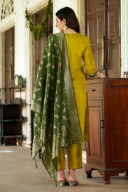 Inara Embroidery Kurta Set