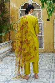 Elira Bloom Embroidered Set