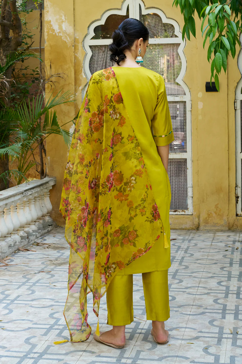 Elira Bloom Embroidered Set
