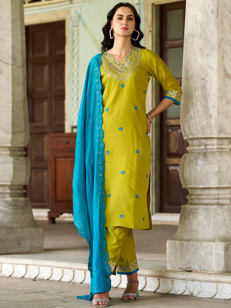 Meher Embroidered Kurta Set