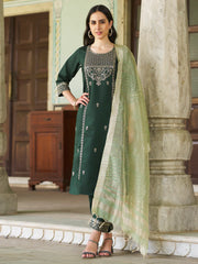 Zariya Embroidered Viscose Rayon Kurta Set