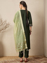 Zehra Embroidered Kurta Set