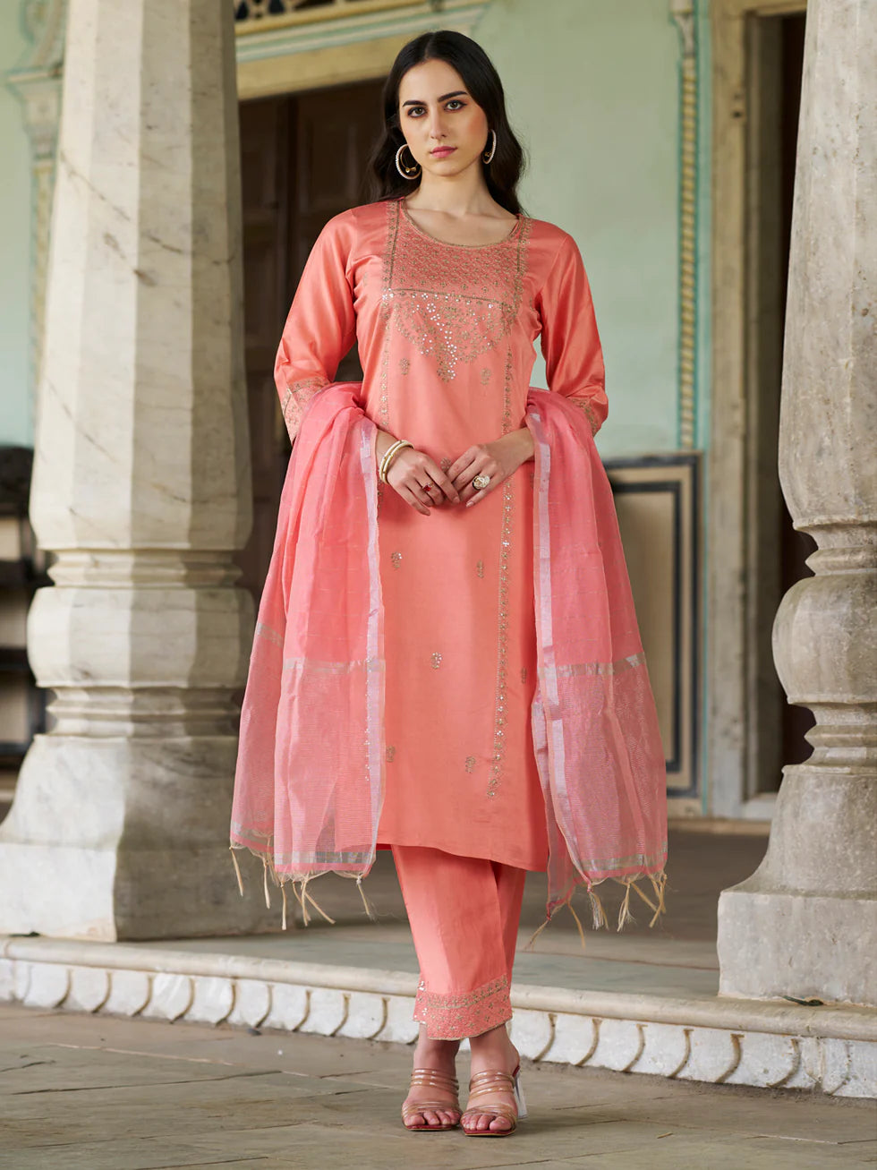 Zariya Embroidered Viscose Rayon Kurta Set