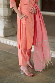 Zariya Embroidered Viscose Rayon Kurta Set