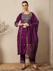 Zehra Embroidered Kurta Set