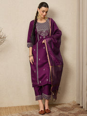 Zehra Embroidered Kurta Set
