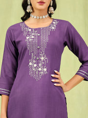 Aarna Embroidered Kurta Set