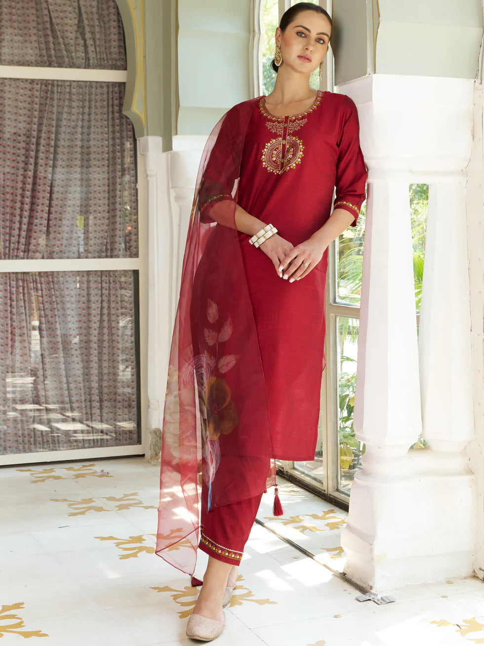 Aarna Embroidered Kurta Set