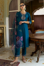 Aarna Embroidered Kurta Set