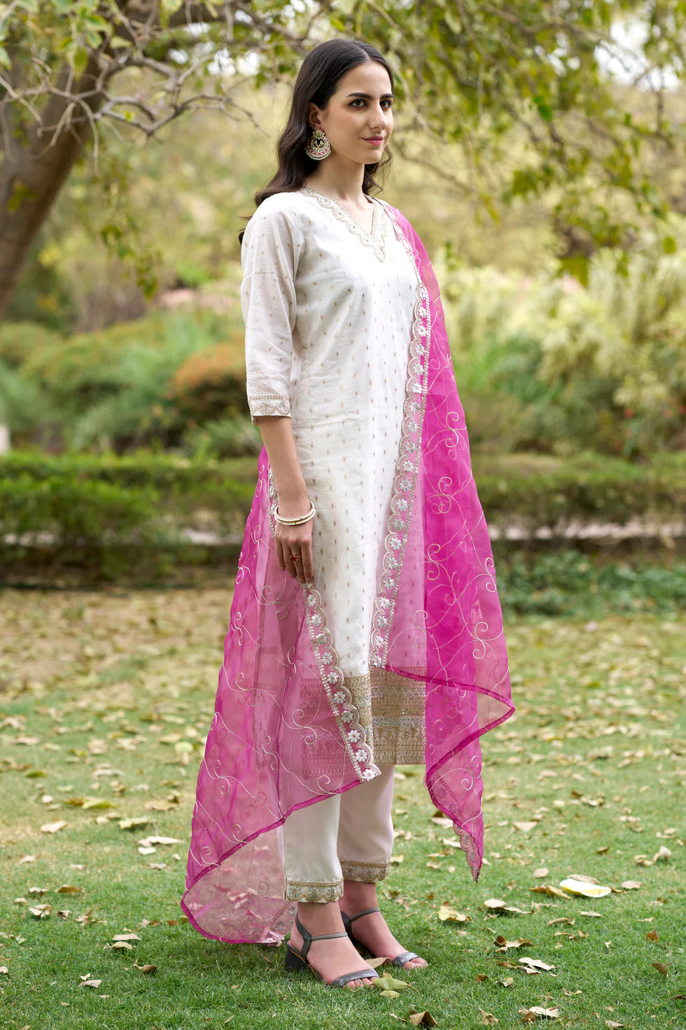 Aarna Embroidered Kurta Set