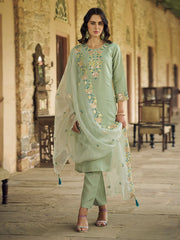Zariya Embroidered Silk Blend Kurta Set