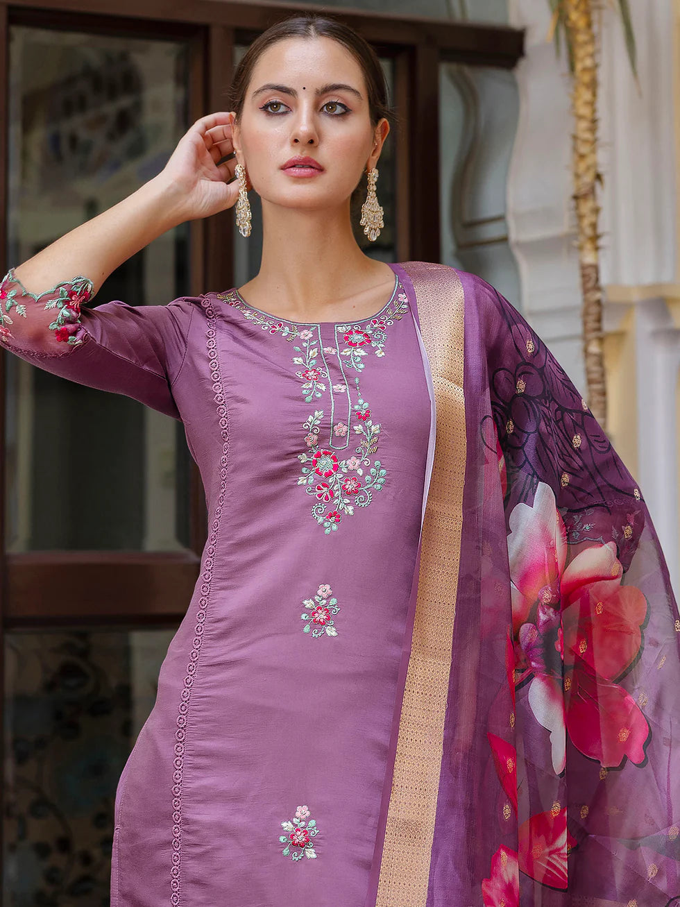Floral Embroidered Silk Round_Neck Kurta Trouser & Dupatta Set