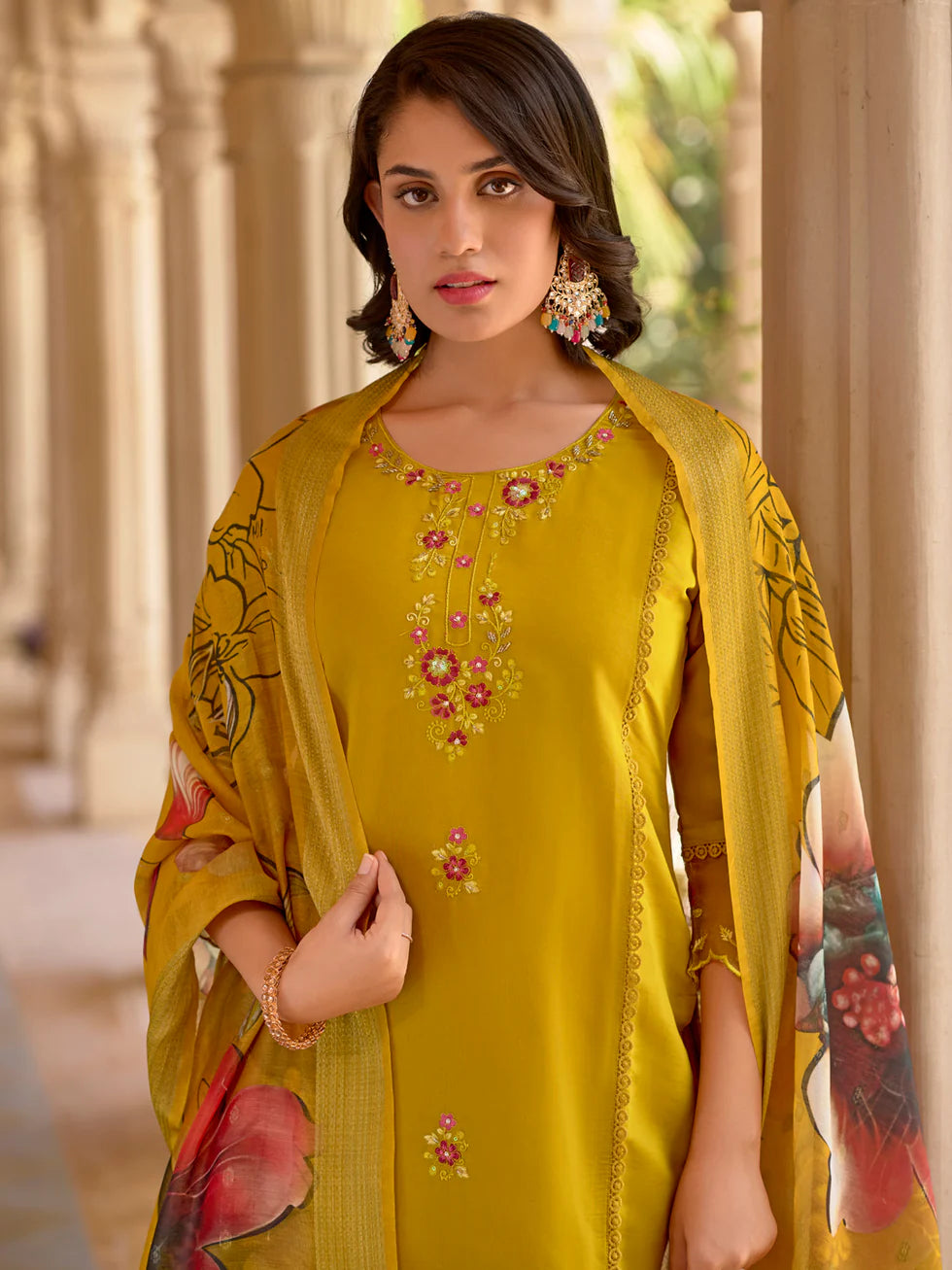 Floral Embroidered Silk Round_Neck Kurta Trouser & Dupatta Set