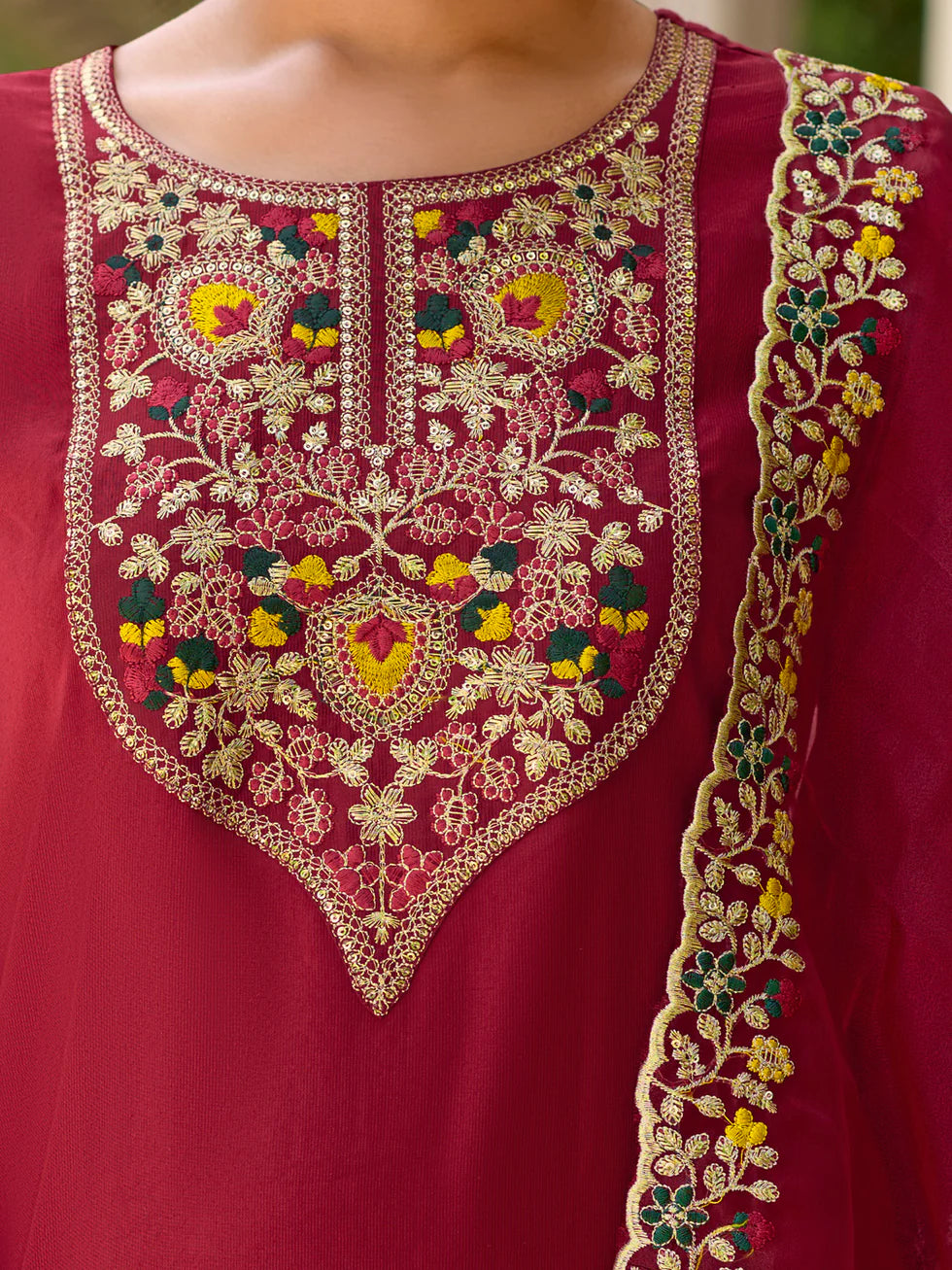 Floral Embroidered Viscose_Rayon Round_Neck Kurta Trouser & Dupatta Set