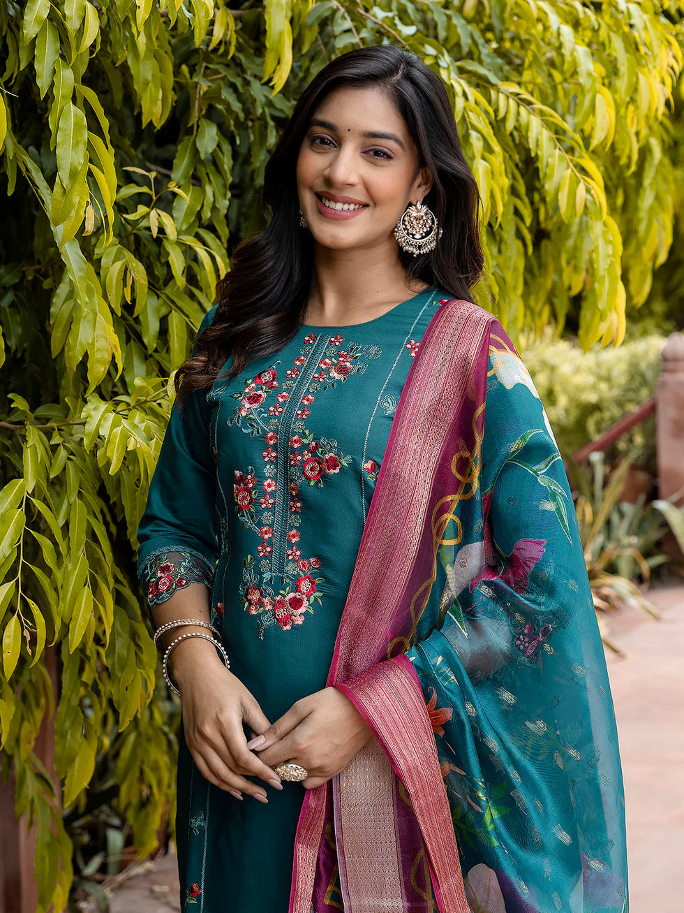 Ira Embroidered Silk Kurta Set