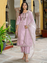Ira Embroidered Kurta Set