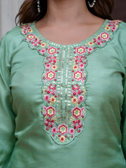 Ira Floral Kurta Set