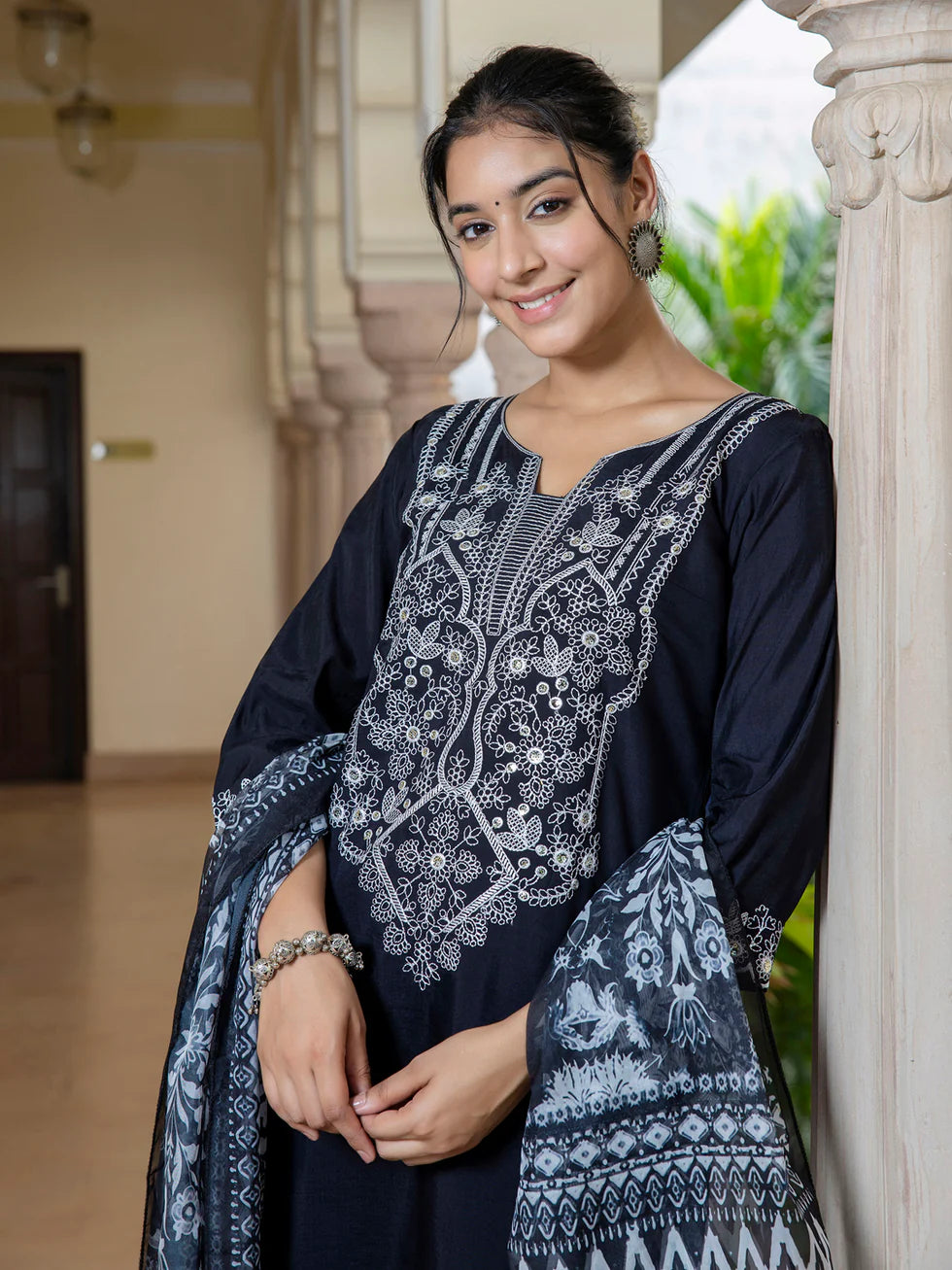 Meher Embroidered Kurta Set