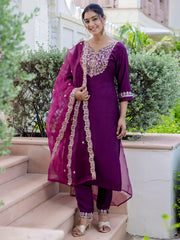 Zaria Festive Kurta Set