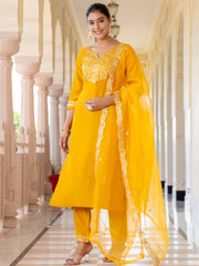 Zaria Festive Kurta Set