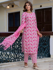 Inaya Blossom Kurta Set